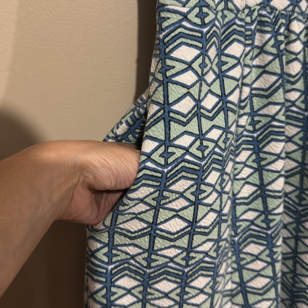 Maeve Anthropologie Double V Dress Green Blue Textured Geometric
Print Sz 14 - Picture 6 of 8